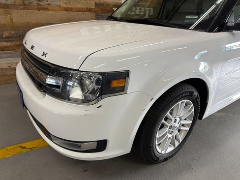 Used 2019 Ford Flex SEL w/ Equipment Group 202A AWD/4WD image 3