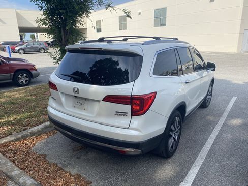 Used 2016 Honda Pilot Touring image 8