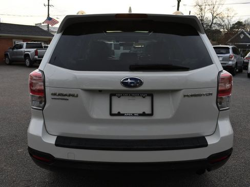 Used 2018 Subaru Forester 2.5i Limited image 6