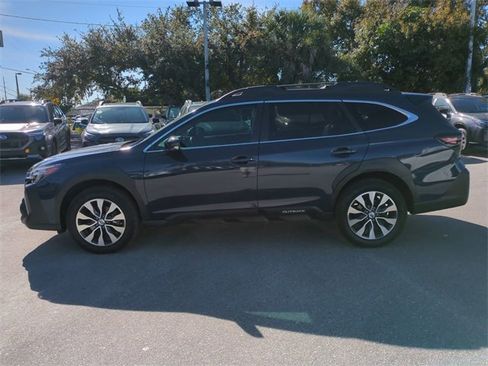 Used 2023 Subaru Outback Limited image 8