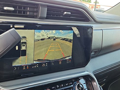 New 2026 GMC Sierra 2500 Denali w/ Denali Reserve Package image 16