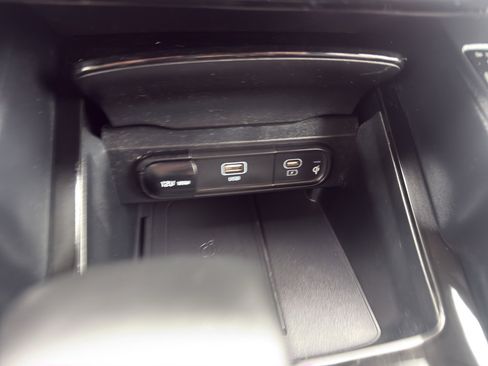 Used 2023 Kia Telluride S AWD/4WD image 20