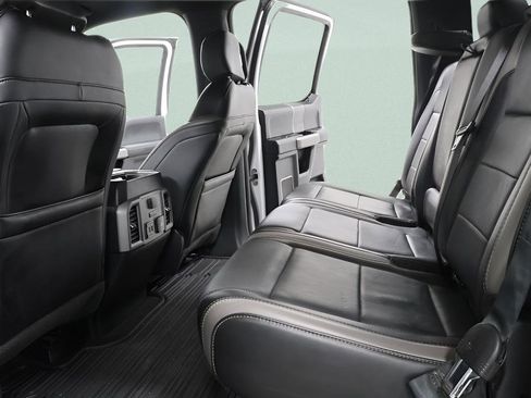 Used 2018 Ford F150 Raptor w/ Equipment Group 802A Luxury image 16