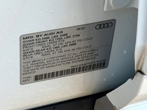 Used 2023 Audi Q5 2.0T Premium w/ Convenience Package AWD/4WD image 29