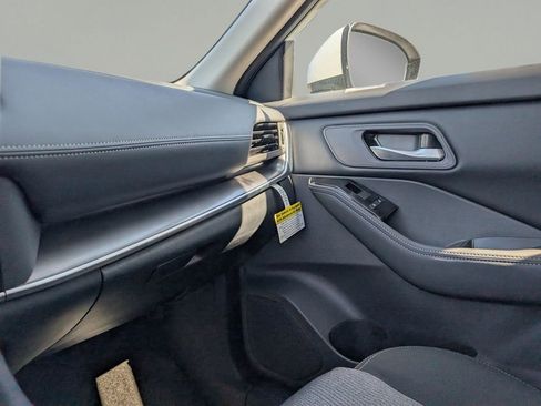 New 2026 Nissan Rogue SV AWD/4WD image 29