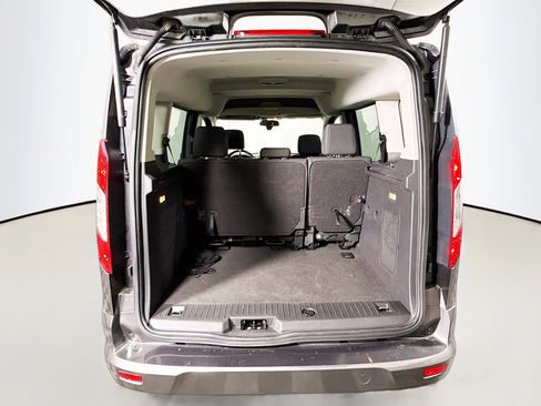 Used 2016 Ford Transit Connect XLT image 34