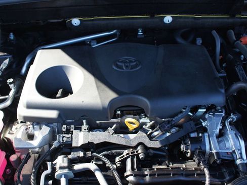 Used 2021 Toyota Venza Limited w/ Advanced Technology Package image 29