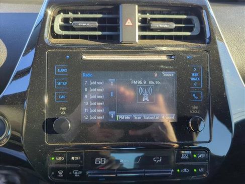 Used 2017 Toyota Prius Two image 15