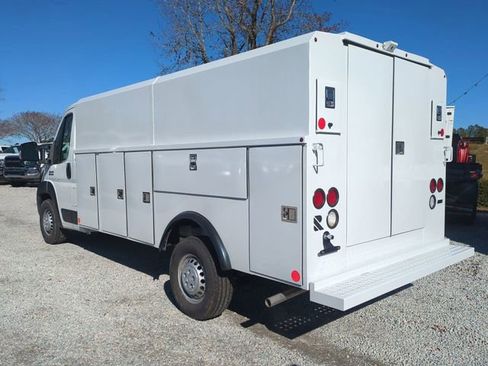 New 2024 RAM ProMaster 3500 w/ Convenience Group image 3