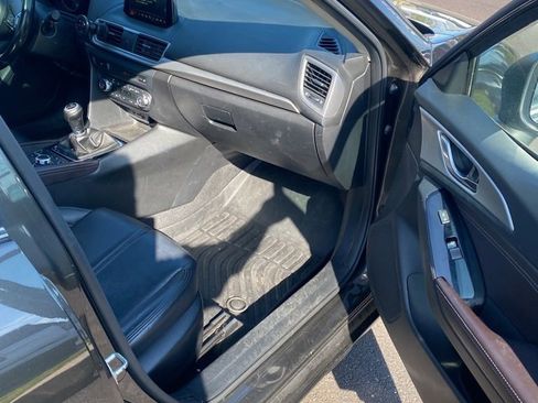 Used 2017 MAZDA MAZDA3 Touring image 20