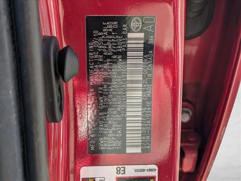 Used 2010 Toyota Corolla LE image 23