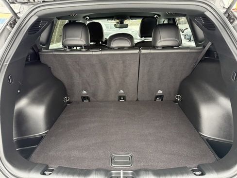 Certified 2023 Jeep Compass Limited image 32