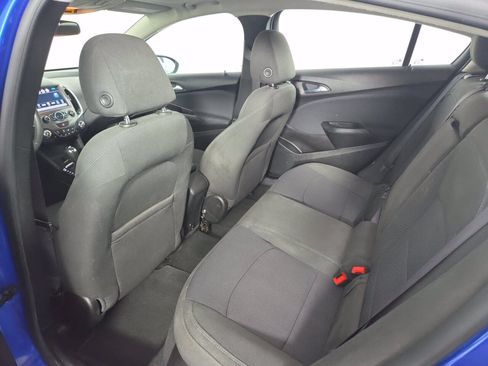 Used 2017 Chevrolet Cruze LT w/ Sun And Sound Package FWD image 20