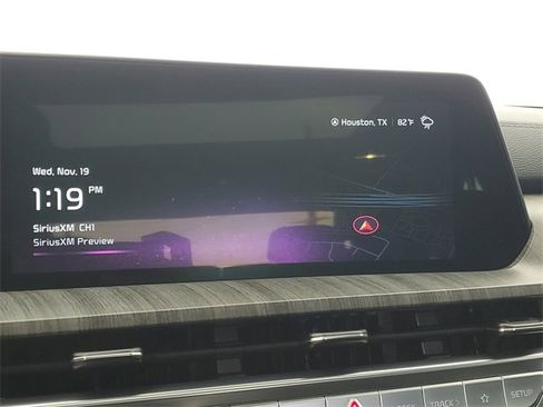 Used 2024 Kia Telluride SX image 28