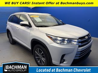 Used 2019 Toyota Highlander XLE video 1