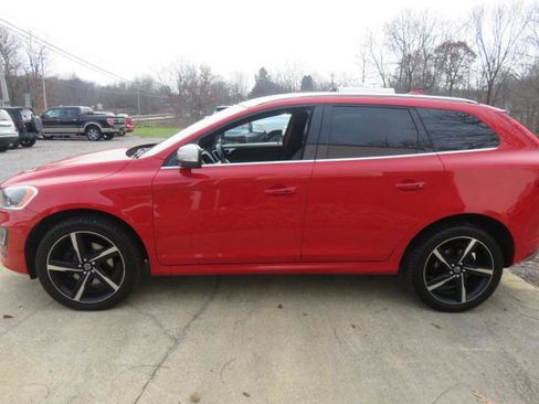 Used 2015 Volvo XC60 T6 R-Design image 4