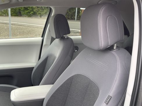 Certified 2024 Hyundai Ioniq 5 SEL RWD image 19