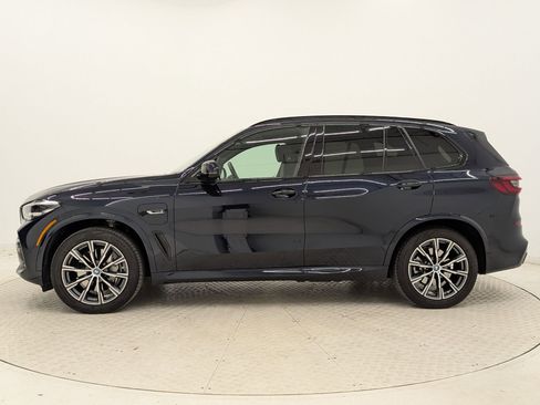 Used 2022 BMW X5 xDrive45e w/ M Sport Package image 2