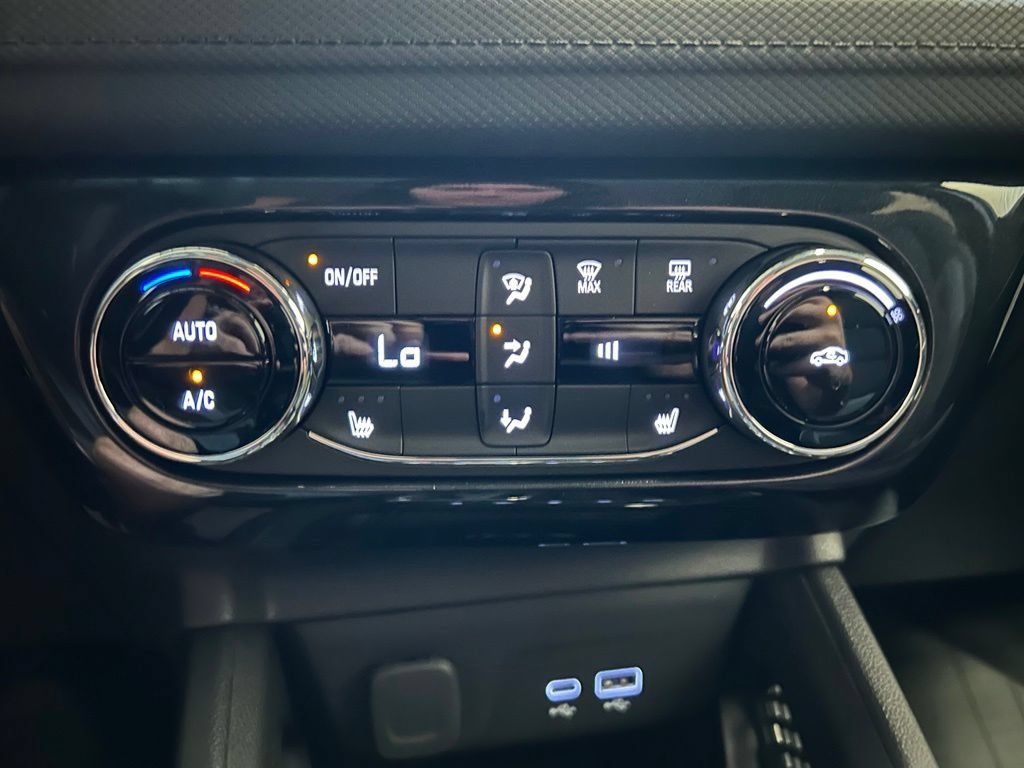 New 2026 Chevrolet TrailBlazer LT w/ Convenience Package AWD/4WD image 27