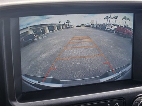 Used 2016 GMC Canyon SLT image 21