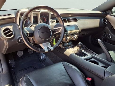 Used 2010 Chevrolet Camaro SS w/ RS Package RWD image 9