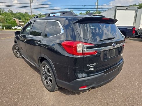 Used 2023 Subaru Ascent Touring AWD/4WD image 6