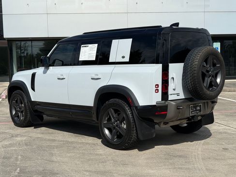 Used 2021 Land Rover Defender 110 X-Dynamic SE AWD/4WD image 3