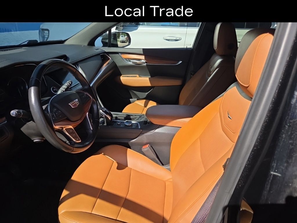 Used 2021 Cadillac XT5 Premium Luxury AWD/4WD image 8