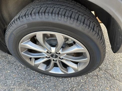 Used 2019 Lincoln MKC Select w/ Select Plus Package image 11