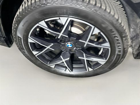 Used 2025 BMW X3 xDrive30i image 11