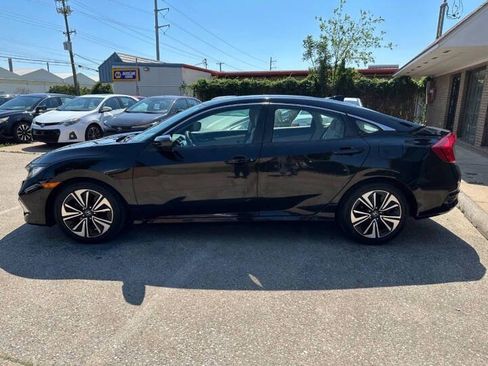 Used 2017 Honda Civic EX-T image 8