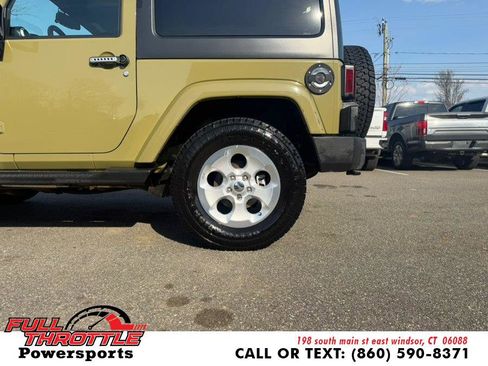 Used 2013 Jeep Wrangler Sahara w/ Dual Top Group image 23