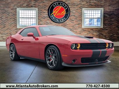 Used 2016 Dodge Challenger SRT w/ Technology Group