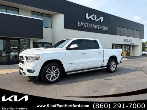 Used 2023 RAM 1500 Laramie AWD/4WD image 1