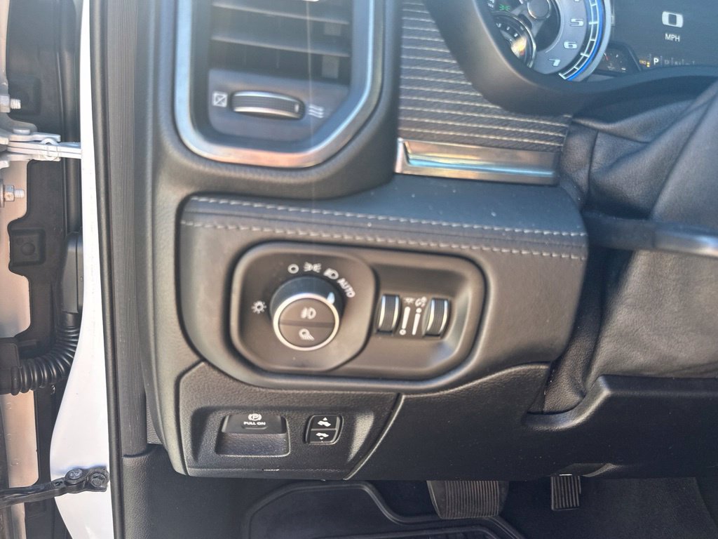 Used 2020 RAM 1500 Limited AWD/4WD image 25