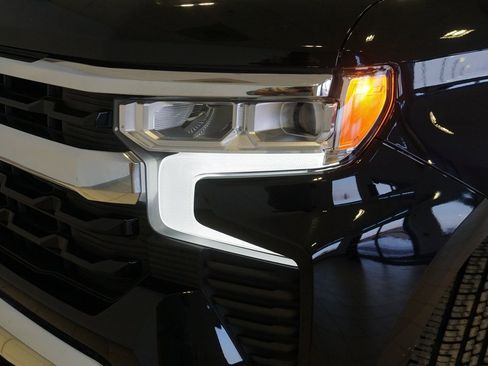 Certified 2024 Chevrolet Silverado 1500 LT image 31