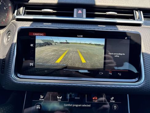 Used 2020 Land Rover Range Rover Velar R-Dynamic S AWD/4WD image 17