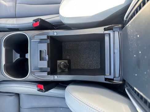 Used 2025 Subaru Legacy Limited image 26