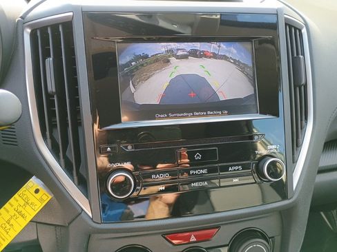 Used 2019 Subaru Crosstrek 2.0i Premium w/ Eyesight System image 29