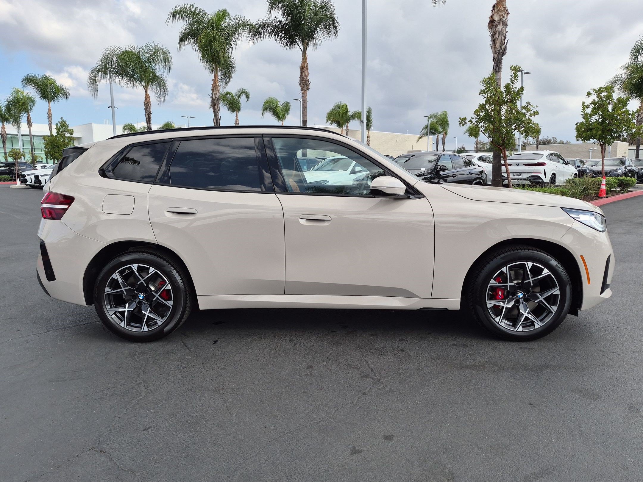 Used 2026 BMW X3 xDrive30i w/ Premium Package AWD/4WD image 11