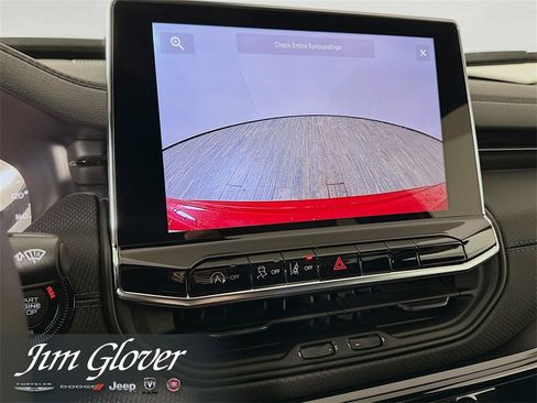 New 2026 Jeep Compass Latitude image 33