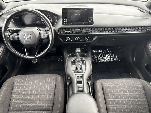 Used 2025 Honda HR-V Sport image 2
