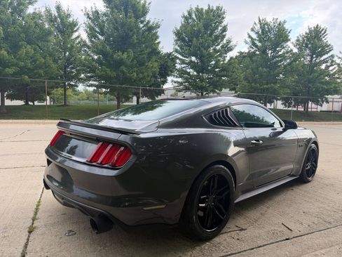 Used 2017 Ford Mustang GT Premium w/ GT Performance Package RWD image 6