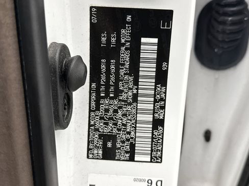 Used 2019 Lexus GX 460 Premium image 27