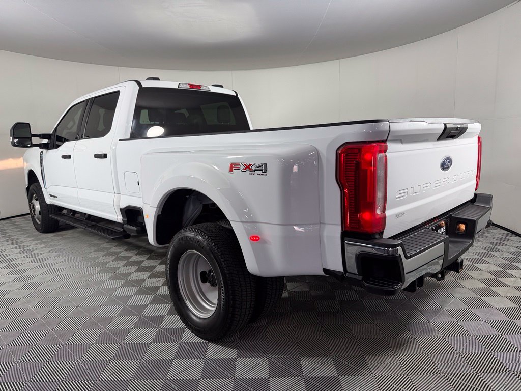Used 2025 Ford F350 XLT w/ FX4 Off-Road Package AWD/4WD image 10