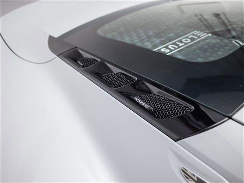 New 2025 Lotus Emira image 36