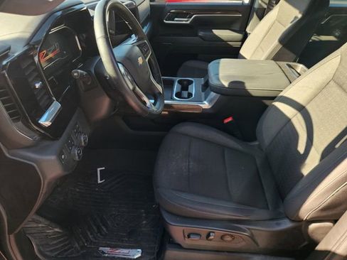 Used 2024 Chevrolet Silverado 2500 LT w/ Texas Edition AWD/4WD image 7
