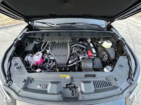 Used 2026 Toyota Sienna Platinum image 30