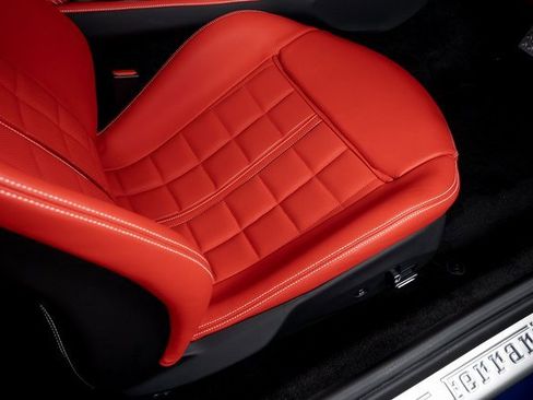 Certified 2019 Ferrari Portofino image 51