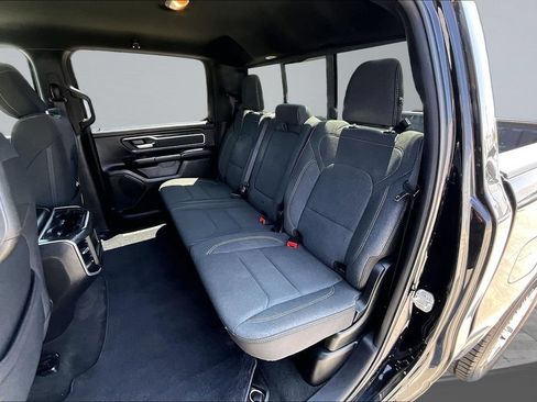 Used 2020 RAM 1500 Big Horn AWD/4WD image 19